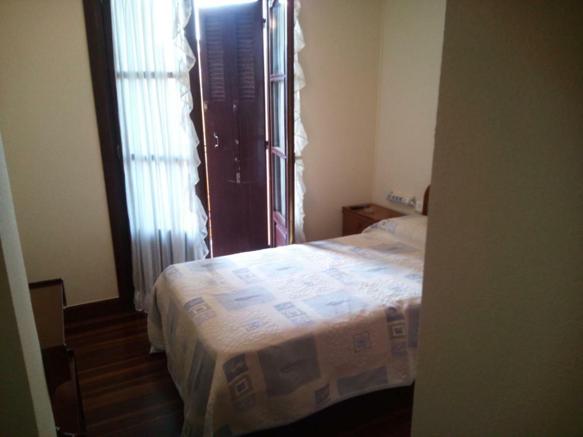 Los Fronterizos Hotel Irun Luaran gambar
