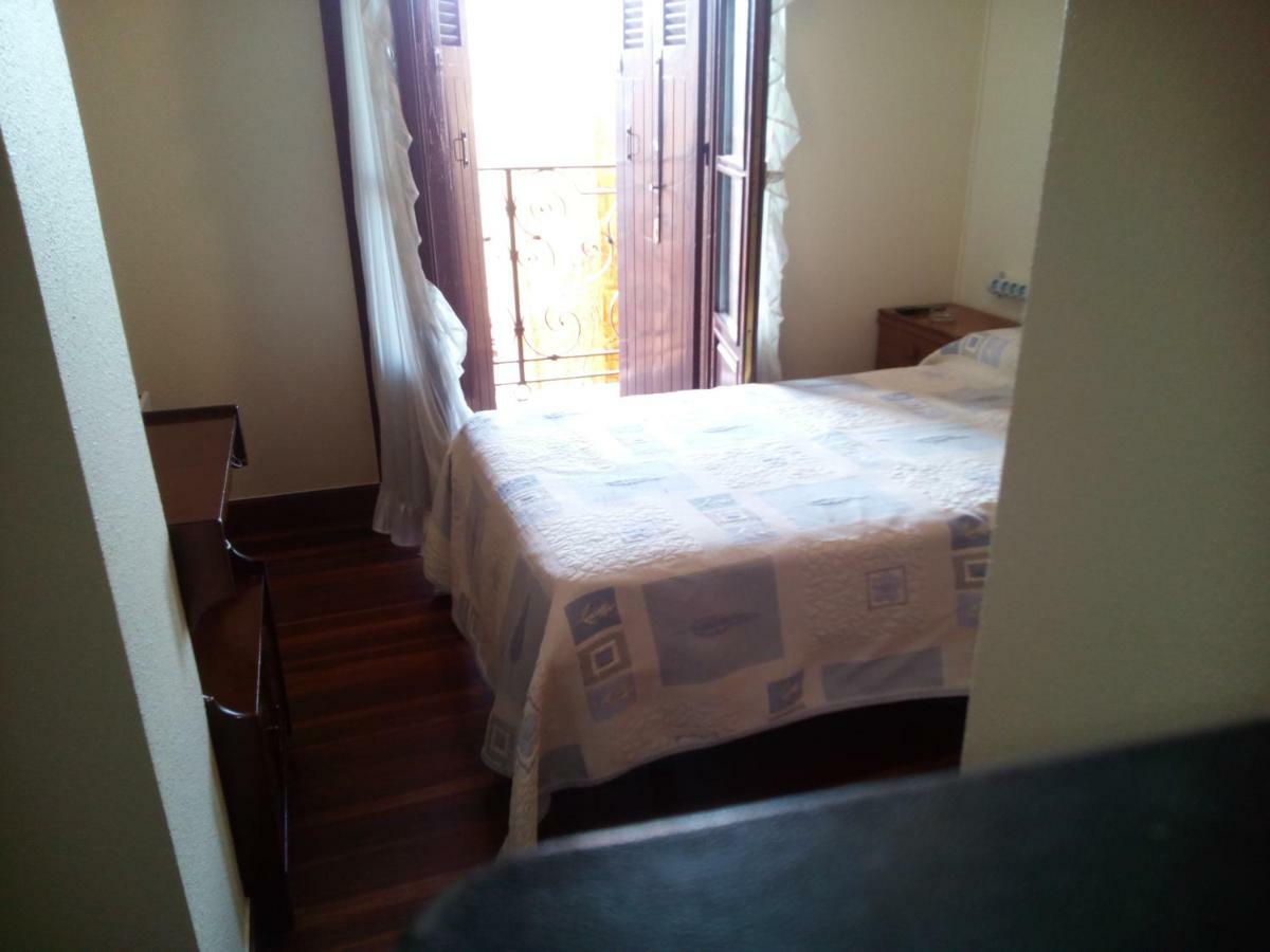 Los Fronterizos Hotel Irun Luaran gambar