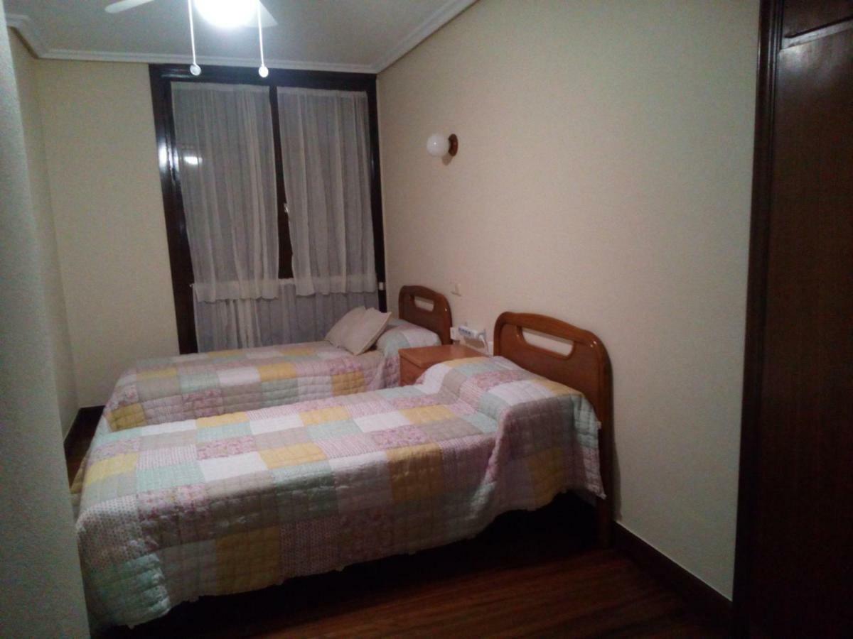 Los Fronterizos Hotel Irun Luaran gambar